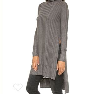 FREE PEOPLE turtle neck skit tunic